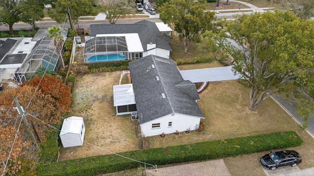 6124 E 111TH AVENUE, Tampa, FL 33617