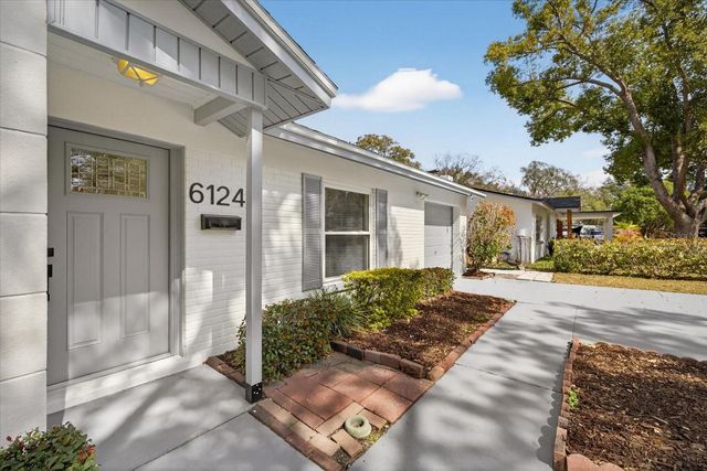 6124 E 111TH AVENUE, Tampa, FL 33617