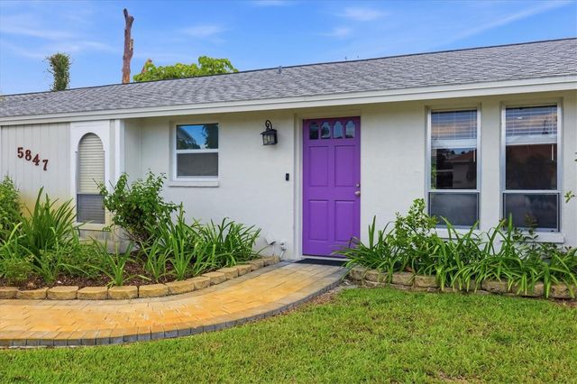 5847 REGENT ROAD, Venice, FL 34293