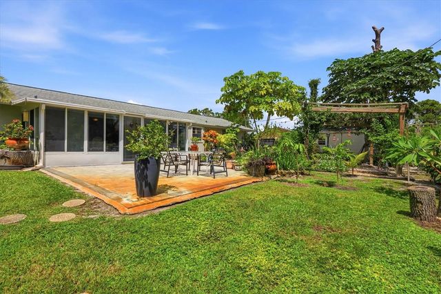 5847 REGENT ROAD, Venice, FL 34293