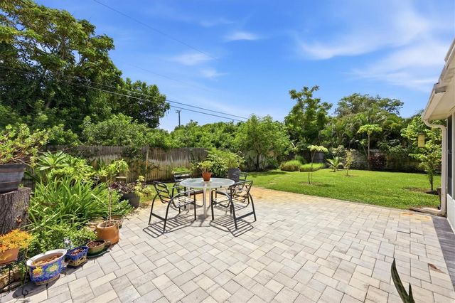 5847 REGENT ROAD, Venice, FL 34293