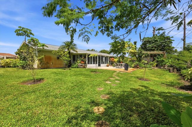 5847 REGENT ROAD, Venice, FL 34293