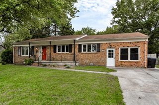 3909 W Colonial PW, Virginia Beach, VA 23452