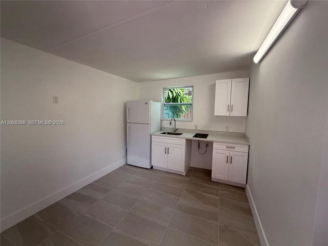 6765 SW 34th Street 1, Miami, FL 33155