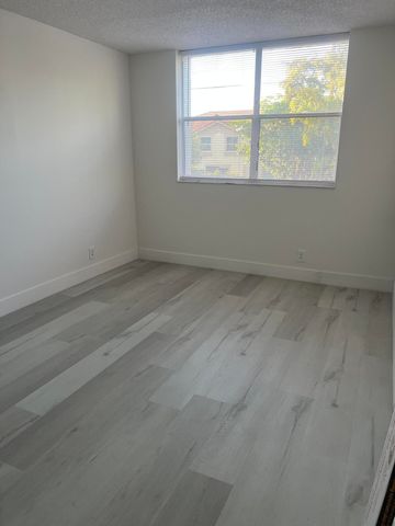 2501 Riverside Drive 206-a, Coral Springs, FL 33065