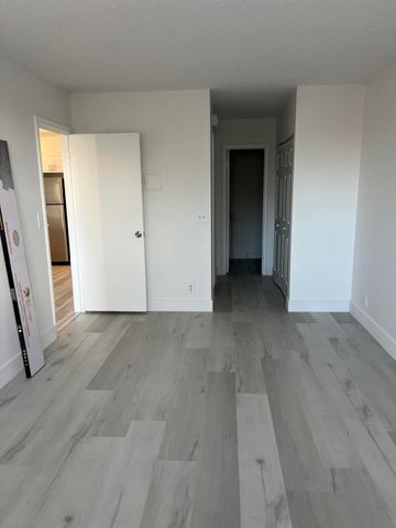 2501 Riverside Drive 206-a, Coral Springs, FL 33065