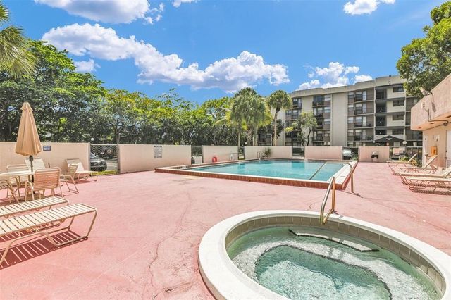 2501 Riverside Drive 206-a, Coral Springs, FL 33065
