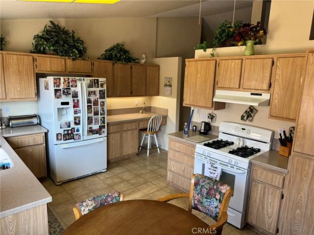 41030 Inverness Circle, Cherry Valley, CA 92223