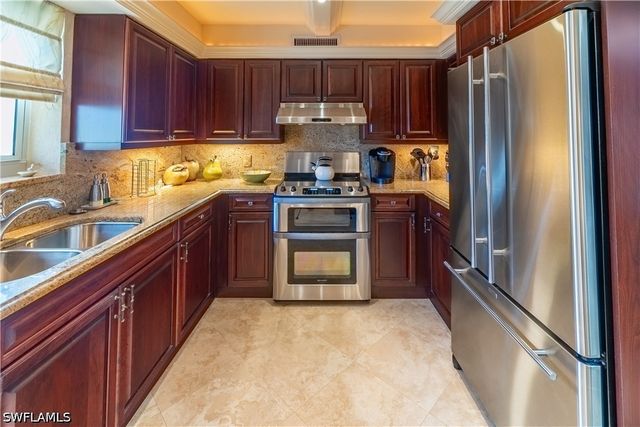 10701 Gulf Shore DR 1002, Naples, FL 34108