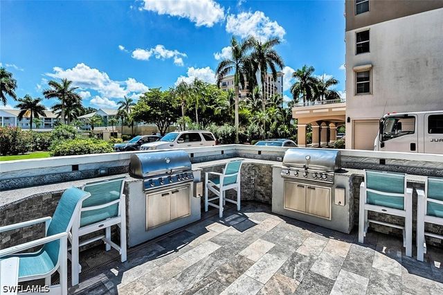 10701 Gulf Shore DR 1002, Naples, FL 34108