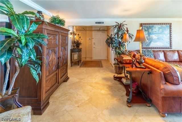 10701 Gulf Shore DR 1002, Naples, FL 34108