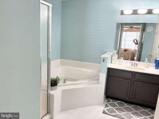 4105 BUXMONT RD, Marlton, NJ 08053