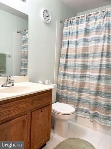 4105 BUXMONT RD, Marlton, NJ 08053