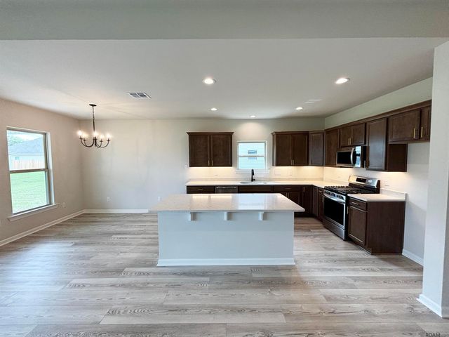 1504 Marshland Avenue, Gonzales, LA 70737