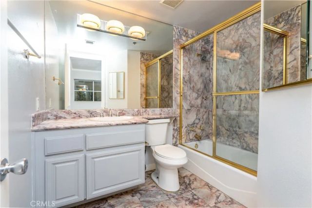 120 S Palm 101, Beverly Hills, CA 90212