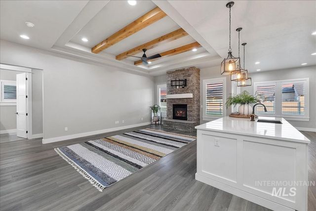 8809 E Daffodil St, Nampa, ID 83687