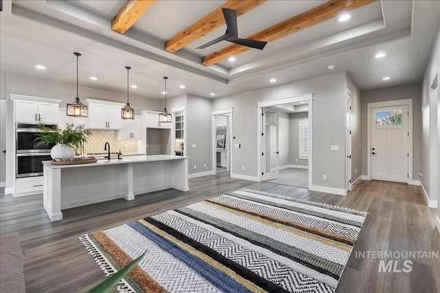 8809 E Daffodil St, Nampa, ID 83687