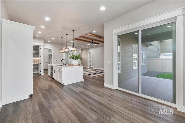 8809 E Daffodil St, Nampa, ID 83687