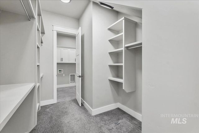 8809 E Daffodil St, Nampa, ID 83687