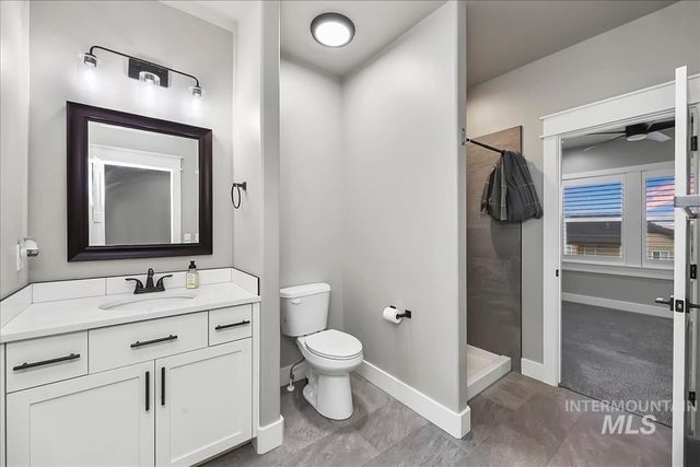 8809 E Daffodil St, Nampa, ID 83687