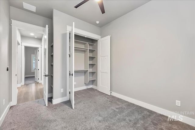 8809 E Daffodil St, Nampa, ID 83687