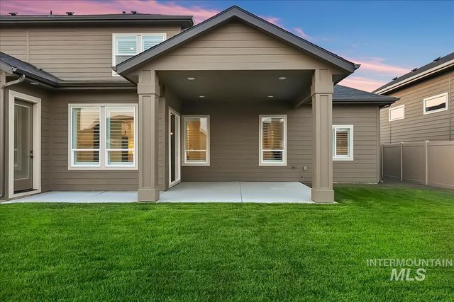 8809 E Daffodil St, Nampa, ID 83687