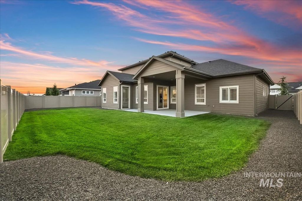 8809 E Daffodil St, Nampa, ID 83687 photo 5