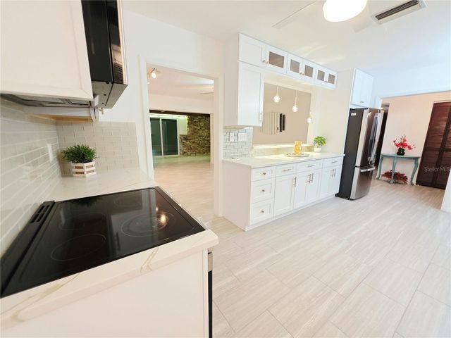 164 PINEWOOD AVENUE, Clearwater, FL 33765