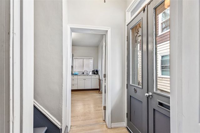 13 Washburn Street, Providence, RI 02908