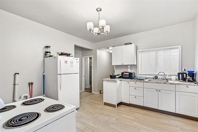 13 Washburn Street, Providence, RI 02908