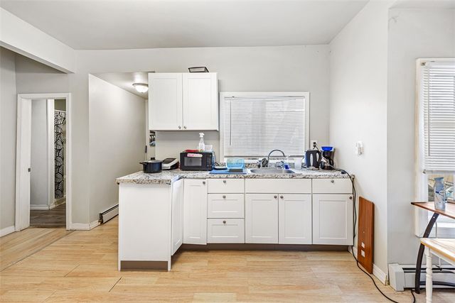 13 Washburn Street, Providence, RI 02908