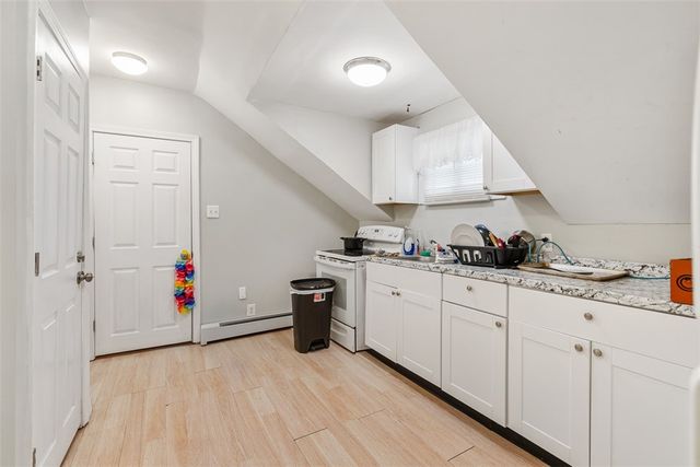 13 Washburn Street, Providence, RI 02908