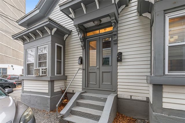 13 Washburn Street, Providence, RI 02908