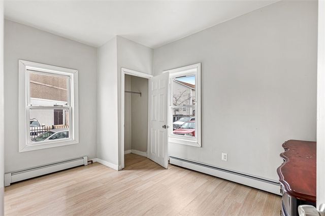 13 Washburn Street, Providence, RI 02908