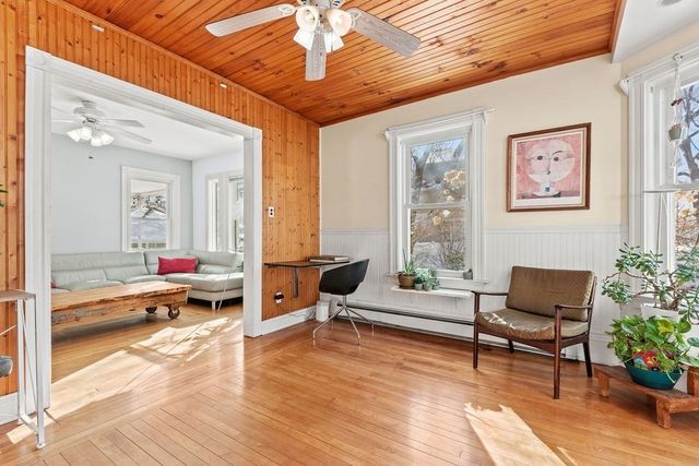 97 East St, Mansfield, MA 02048