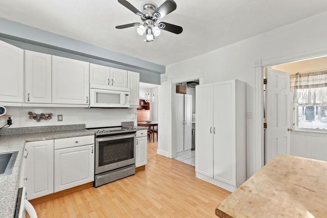 97 East St, Mansfield, MA 02048