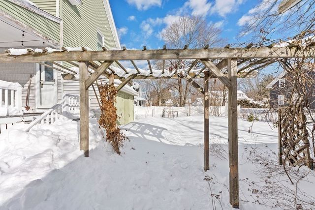 97 East St, Mansfield, MA 02048