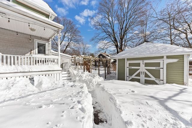 97 East St, Mansfield, MA 02048