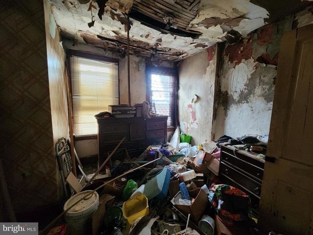 1645 N MONROE ST, Baltimore, MD 21217