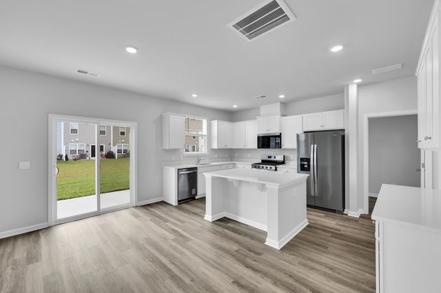 518 Tulip Poplar Drive, Moncks Corner, SC 29461