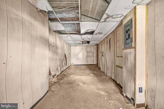 239 ROCK CREEK CHURCH RD NW, Washington, DC 20011