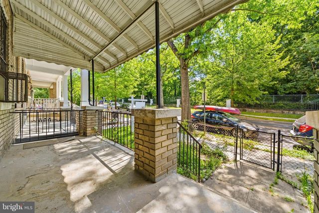 239 ROCK CREEK CHURCH RD NW, Washington, DC 20011