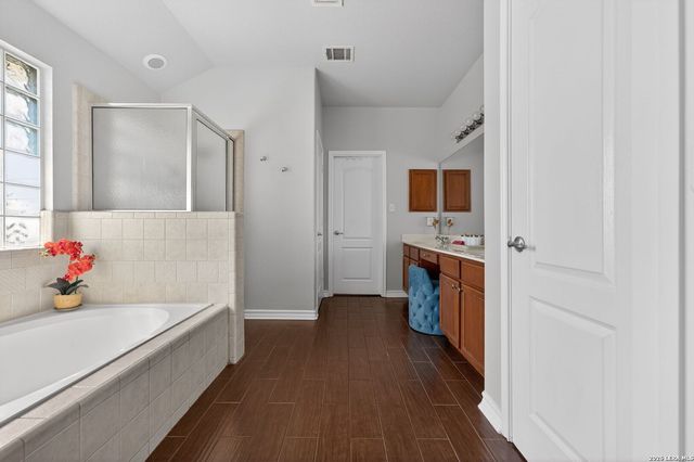 26002 Meadowlark Bay, San Antonio, TX 78260