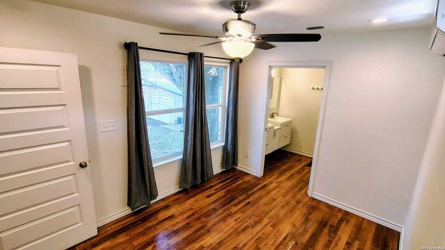 1338 W ELSMERE PL, San Antonio, TX 78201