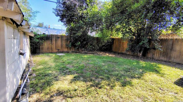 1338 W ELSMERE PL, San Antonio, TX 78201