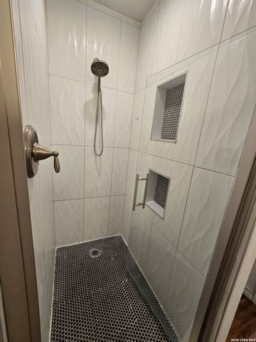 1338 W ELSMERE PL, San Antonio, TX 78201