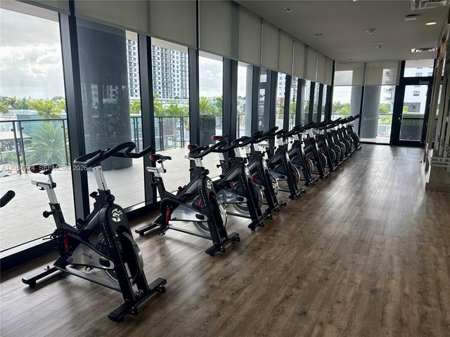 5300 E Paseo Blvd 1409, Doral, FL 33166