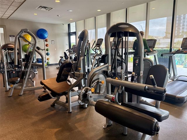 5300 E Paseo Blvd 1409, Doral, FL 33166