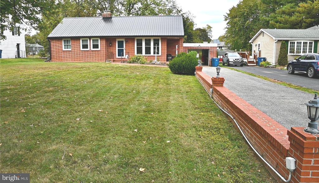 922 HAMILTON ST, Carlisle, PA 17013