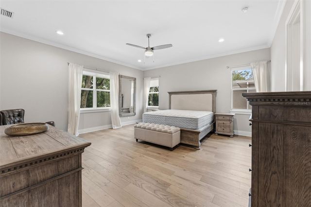 3314 W VILLA ROSA STREET, Tampa, FL 33611